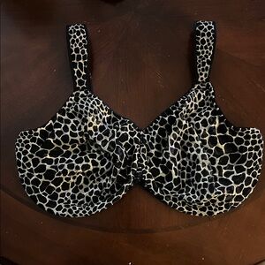 Leopard Print Women's Bra 40H seamless underwire awareness wacoal